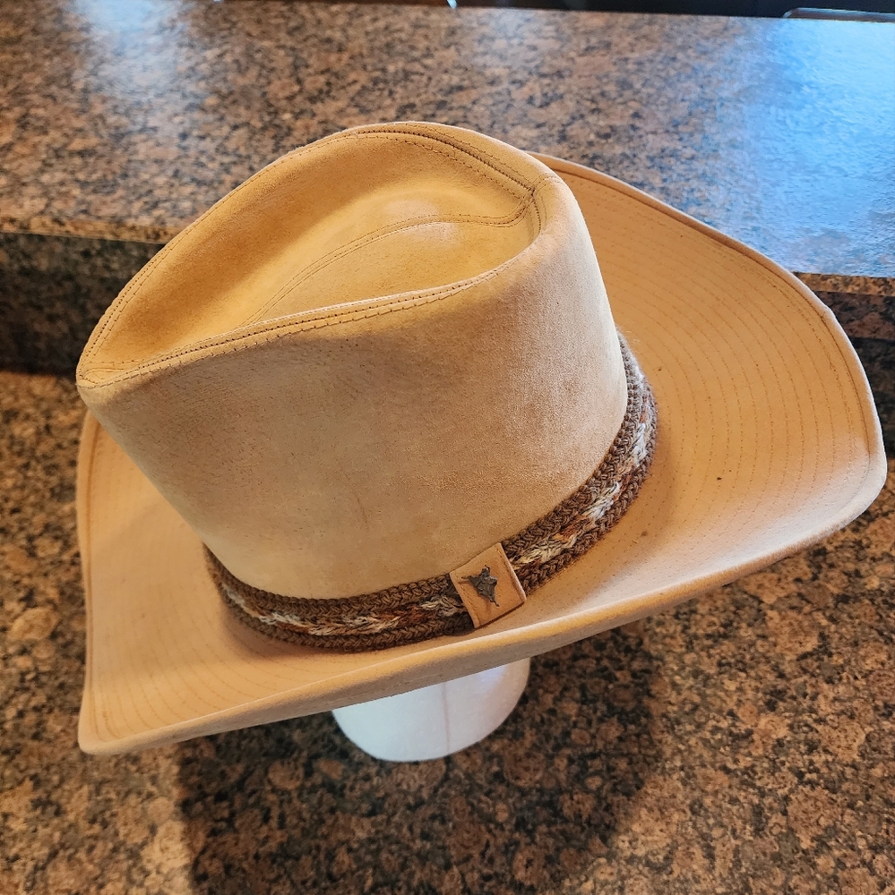 Larry Mahan Tan Suede Cowboy Hat, Size 7